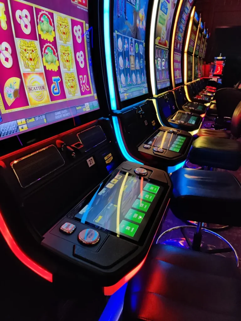 Spielautomaten im Casino Interlaken