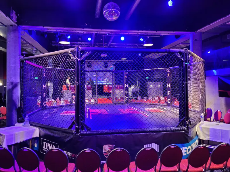 Eventbereich im Grand Casino Basel mit Kampfring