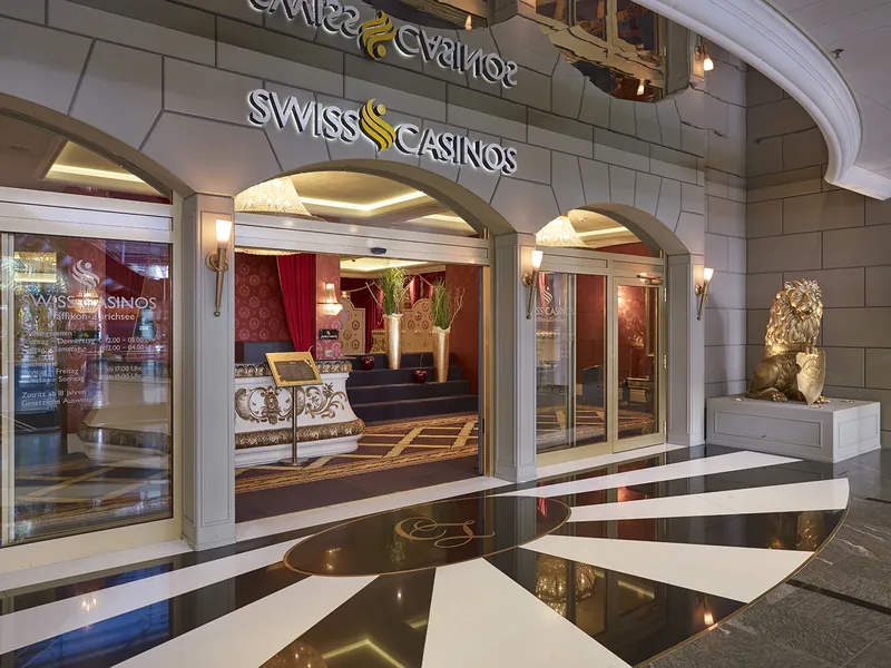 Eingang des Swiss Casino Pfäffikon im Seedamm Plaza